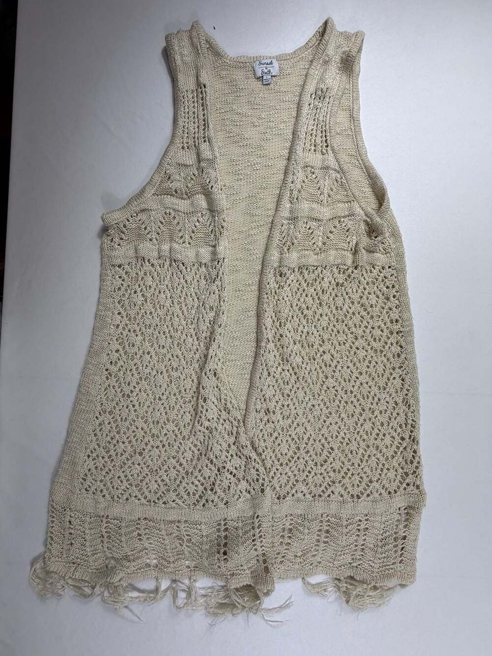 Sunset & Sixth Women's Beige Knit Crochet Open Front Fringe Vest